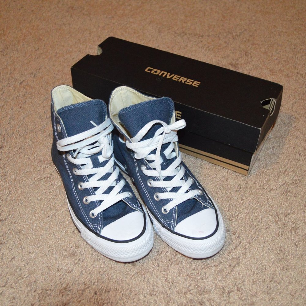 Hi-Top Converses - Picture 3 of 3